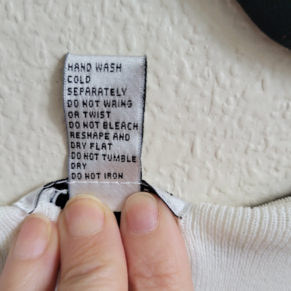 Carducci Woman White Short Sleeve Sweater W Black Accents Top Sz 1X Rayon Blend - Picture 5 of 5